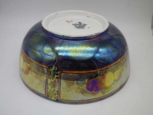 GORGEOUS Lustreware fruit bowl. Royal Staffordshire Pottery Wilkenson Ltd Burslem England.
