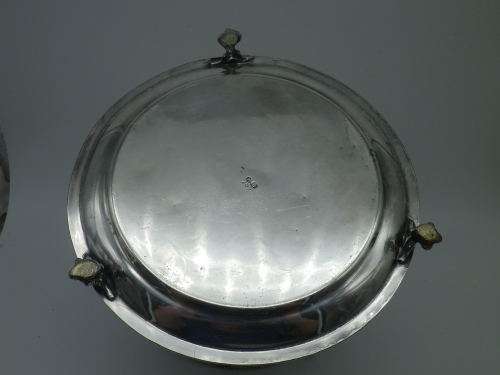 Antique Silver Plated Biscuit Barrel. Lion paw feet 16cm tall. Maker: HB