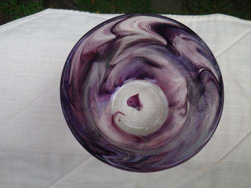 WOW!! DAVID READE original Signed and Dated 1985 Hand Blown Glass Bowl with Purple and White Swirls