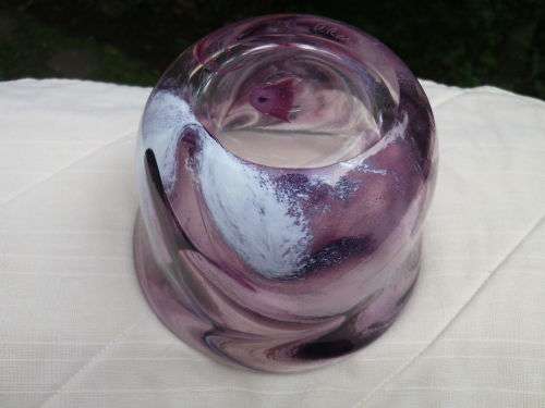 WOW!! DAVID READE original Signed and Dated 1985 Hand Blown Glass Bowl with Purple and White Swirls