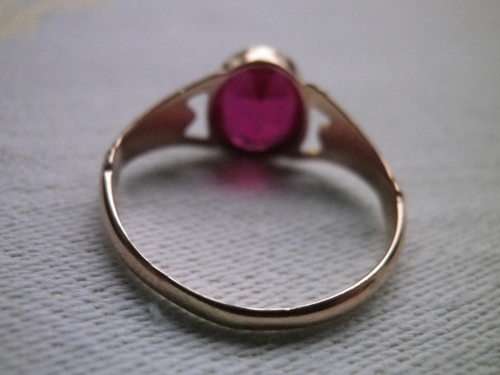 9ct ROSE GOLD and RUBY VINTAGE RING Size K , 2 grm