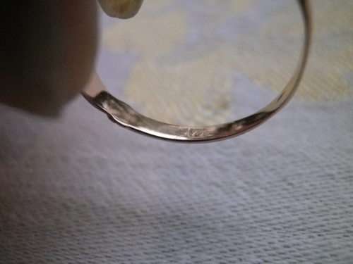 9ct ROSE GOLD and RUBY VINTAGE RING Size K , 2 grm