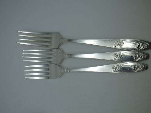 A1 EPNS 6 place 52 piece Vintage Cutlery Set. SUPER A1 Priestly & Moore Ltd England. c1960s