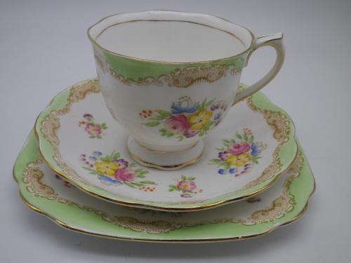 RARE and CHARMING Royal Albert Crown China Vintage/Antique Trio. Un-named Pattern