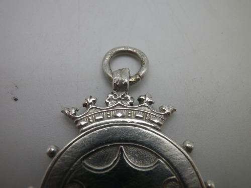 Hallmarked Sterling Silver Crested Fob Medal.  Birmingham, 1923/24 Maker: Walker and Hall 9grms