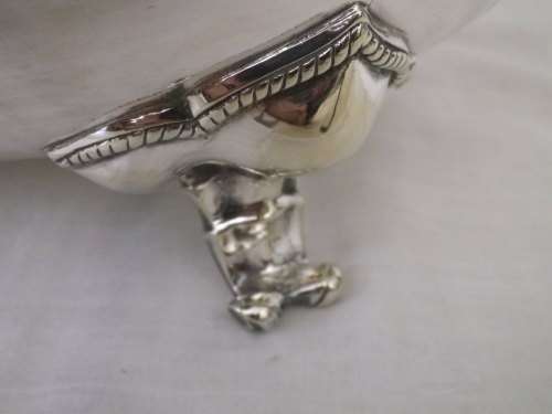 Spectacular Large Silver Plated Lidded Tureen with rope handles. Heavy, Good Quality 40 x 25 x 25 cm
