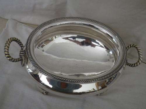 Spectacular Large Silver Plated Lidded Tureen with rope handles. Heavy, Good Quality 40 x 25 x 25 cm