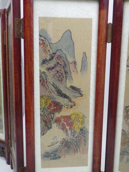 Chinese Hand painted folding 4 panel wood & glass Vintage Table Screen. Signed. 35x24cm Exquisite!
