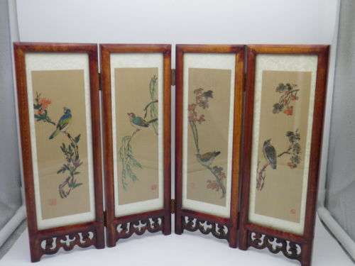 Chinese Hand painted folding 4 panel wood & glass Vintage Table Screen. Signed. 35x24cm Exquisite!