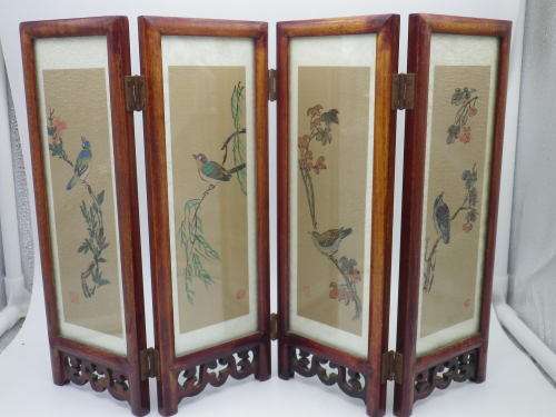 Chinese Hand painted folding 4 panel wood & glass Vintage Table Screen. Signed. 35x24cm Exquisite!