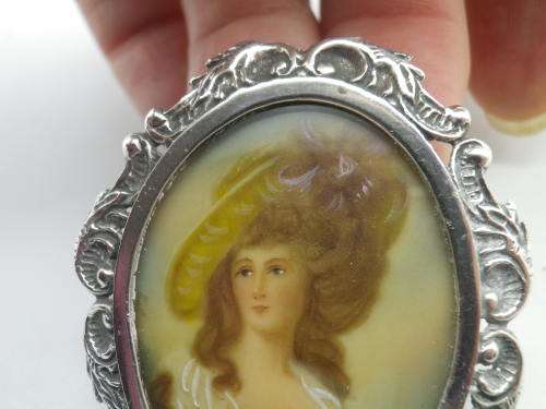 Hallmarked Sterling Silver pendant or brooch with Hand painted Portrait 5 cm x 4cm