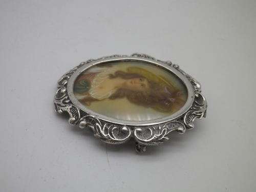 Hallmarked Sterling Silver pendant or brooch with Hand painted Portrait 5 cm x 4cm