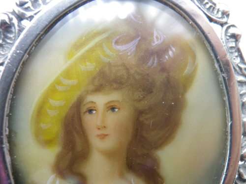 Hallmarked Sterling Silver pendant or brooch with Hand painted Portrait 5 cm x 4cm