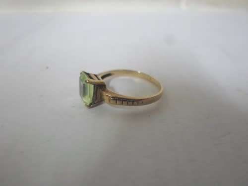 9ct Yellow Gold & Yellow Green BERYL VINTAGE RING JAYEM, SOUTH AFRICA. Size N 1/2
