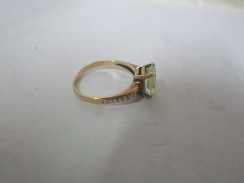 9ct Yellow Gold & Yellow Green BERYL VINTAGE RING JAYEM, SOUTH AFRICA. Size N 1/2