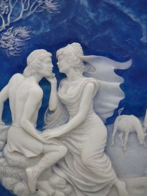 `The Voyage of Ulysses` Display Plate. Lapis Blue Incolay Cameo Stone USA  Art by Brunettin