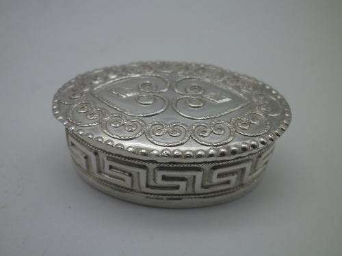 Sterling Silver 935 oval vintage pill box  3.5 x 2.5 x1.8cm  12 grams