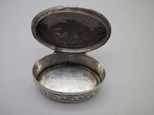 Sterling Silver 935 oval vintage pill box  3.5 x 2.5 x1.8cm  12 grams