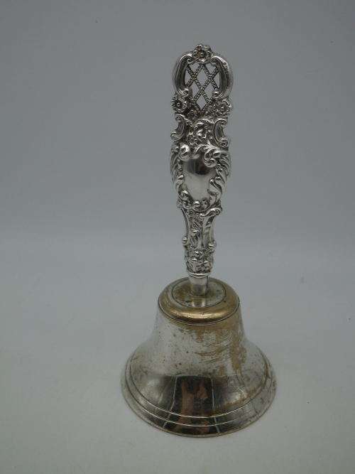 Bell with beautiful Hallmarked Silver Handle. Birmingham, 1956 Maker: William Adams Ltd