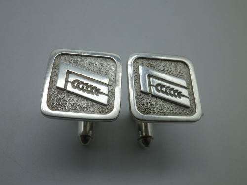 Vintage Sterling Silver cufflinks. Good Quality. Modernist Design  11grms