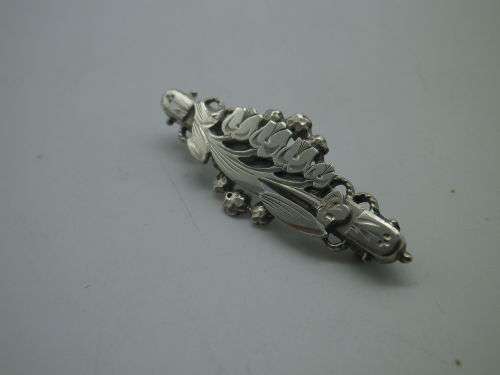 Hallmarked Sterling Silver Tulip Design Brooch. Birmingham 1900, 4.5cm 3 grms