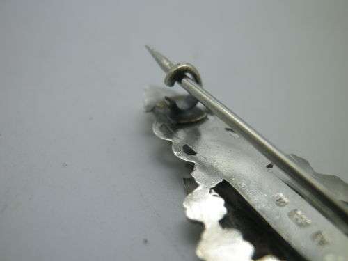 Hallmarked Sterling Silver Tulip Design Brooch. Birmingham 1900, 4.5cm 3 grms
