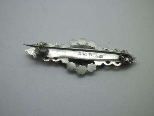 Hallmarked Sterling Silver Tulip Design Brooch. Birmingham 1900, 4.5cm 3 grms