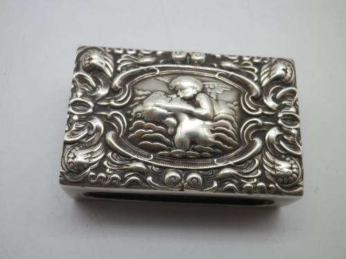 Antique Hallmarked Silver Art Nouveau Matchbox holder Levi and Salaman Birmingham 1904/5 12.5g