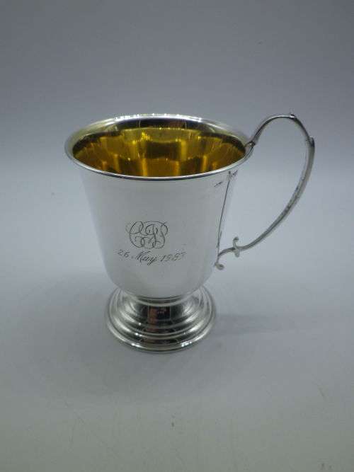 FOR JOHNNY ONLY PLEASE!!! STERLING SILVER CHRISTENING MUG BIRMINGHAM 1981 BROADWAY &Co 52.61g