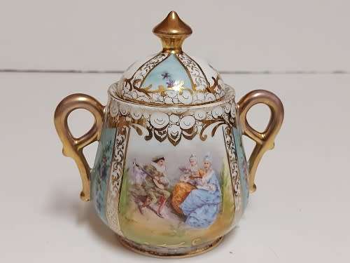 ANTIQUE 1865 - 1911 VON SCHIERHOLZ GERMANY twin handle lidded sugar bowl. Rare!!