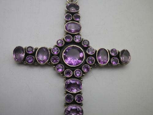 Sterling Silver & Amethyst Cross. HUGE set with 32 Beautiful Amethysts 8 x 5.5cm 19grms