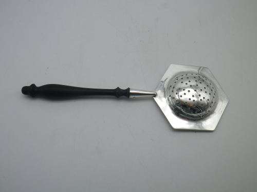 ANTIQUE HALLMARKED SILVER TEA STRAINER, Wooden handle  Birmingham 1906 Henry Clifford Davis  18.5 cm