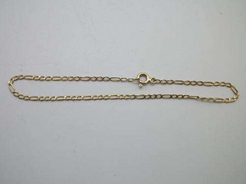 9ct yellow gold fancy link bracelet.  19.5 cm long  Approx 1 grms