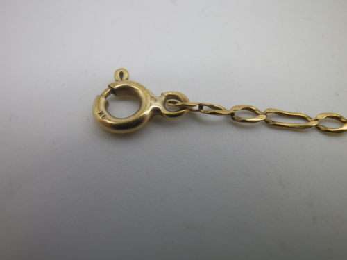 9ct yellow gold fancy link bracelet.  19.5 cm long  Approx 1 grms