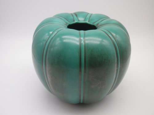Vintage Pumpkin Vase UPSALA EKEBY SWEDEN no 231. 12cm Excellent condition. RARE