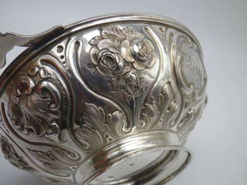 Antique Hallmarked Sterling Silver Quaich Bowl, Sheffield 1855 Martin, Hall and Co 125g 15.4 x5cm