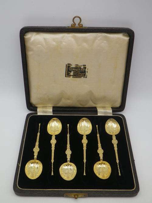 Antique Edwardian gilt silver anointing spoons Birmingham 1902 HJ Cooper and Co 42 grms