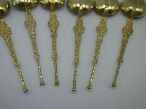 Antique Edwardian gilt silver anointing spoons Birmingham 1902 HJ Cooper and Co 42 grms