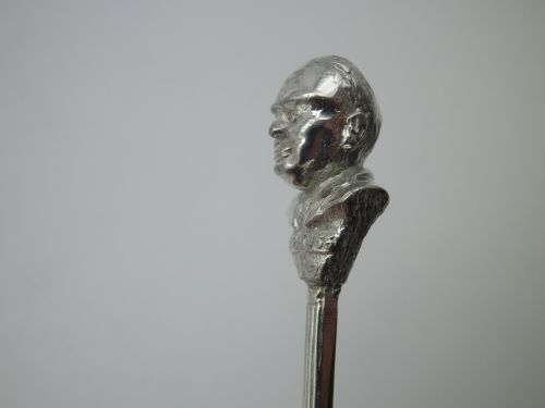 WINSTON CHURCHILL Commemorative (1874-1965) Silver Plated teaspoon. Rare
