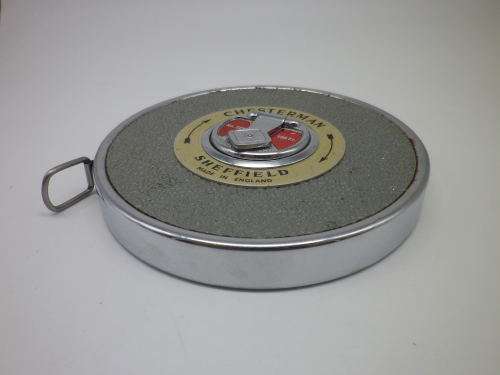 Vintage Chesterman, Sheffield England Metal 100 foot Metal TAPE MEASUREin plastic case