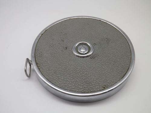 Vintage Chesterman, Sheffield England Metal 100 foot Metal TAPE MEASUREin plastic case