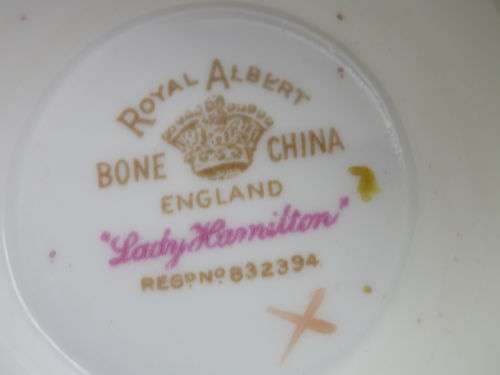 VINTAGE ROYAL ALBERT `LADY HAMILTON` BONE CHINA COFFEE OR CHOCOLATE POT Rg No: 832394