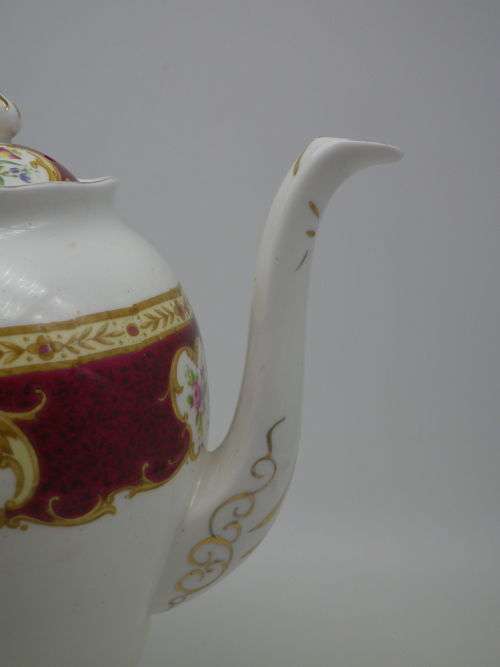 VINTAGE ROYAL ALBERT `LADY HAMILTON` BONE CHINA COFFEE OR CHOCOLATE POT Rg No: 832394