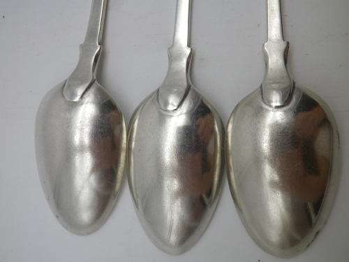 Three GEORGE II Hallmarked Sterling Silver Fiddleback Spoons. LONDON 1758 William Eaton. 14cm 66g