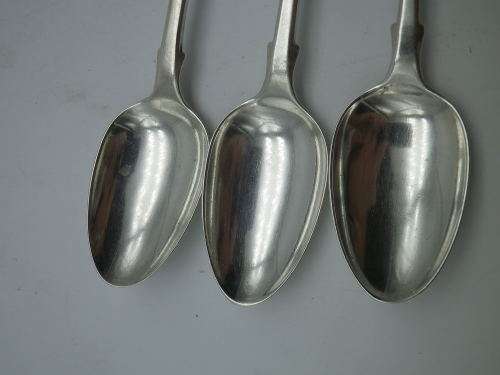 Three GEORGE II Hallmarked Sterling Silver Fiddleback Spoons. LONDON 1758 William Eaton. 14cm 66g