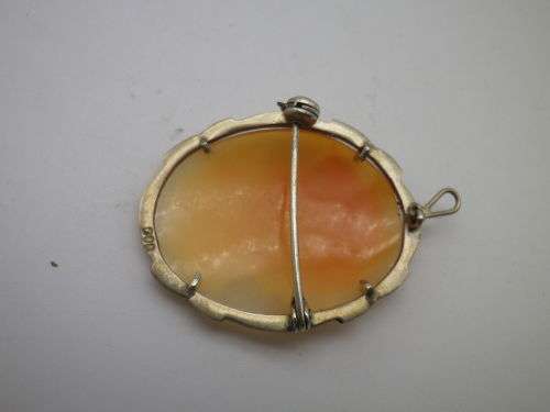 Italian Silver & Marcasite Cameo Pendant or brooch. 800 Silver Purity. Genuine shell 3.5cm.