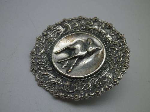 FOR LINDA ONLY  PLEASE!! SIMBA SILVER Buck PIN BROOCH. REG number 130/59