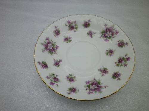 Royal Albert `SWEET VIOLETS` Bone China Duo. No damage (Duo 1)