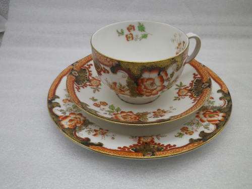 RARE ANTIQUE 1903 ROYAL DOULTON Bone China TRIO. Pattern no  E1440.