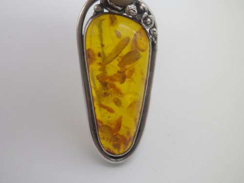 Gorgeous Large Sterling Silver & Polish AMBER brooch